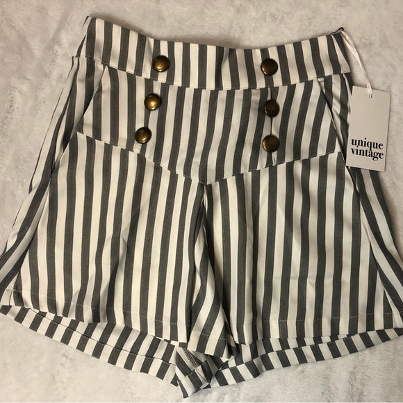NWT Unique Vintage Ivory & Grey Stripe Sailor Sweeney Shorts - Picture 2 of 3